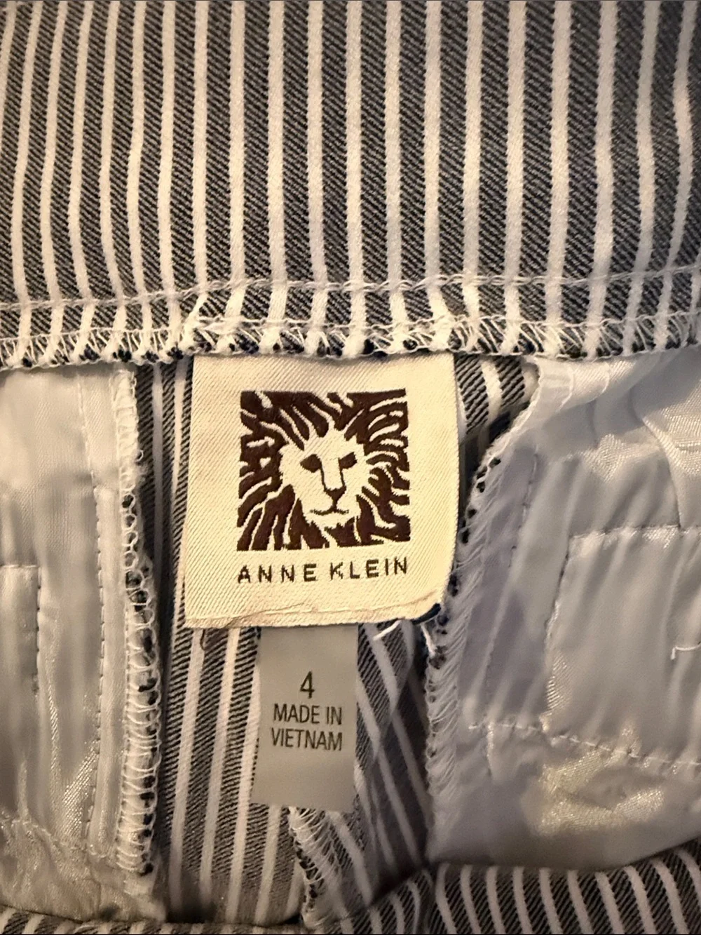 Anne Klein Black and White Striped stretch Pants - Size 4
